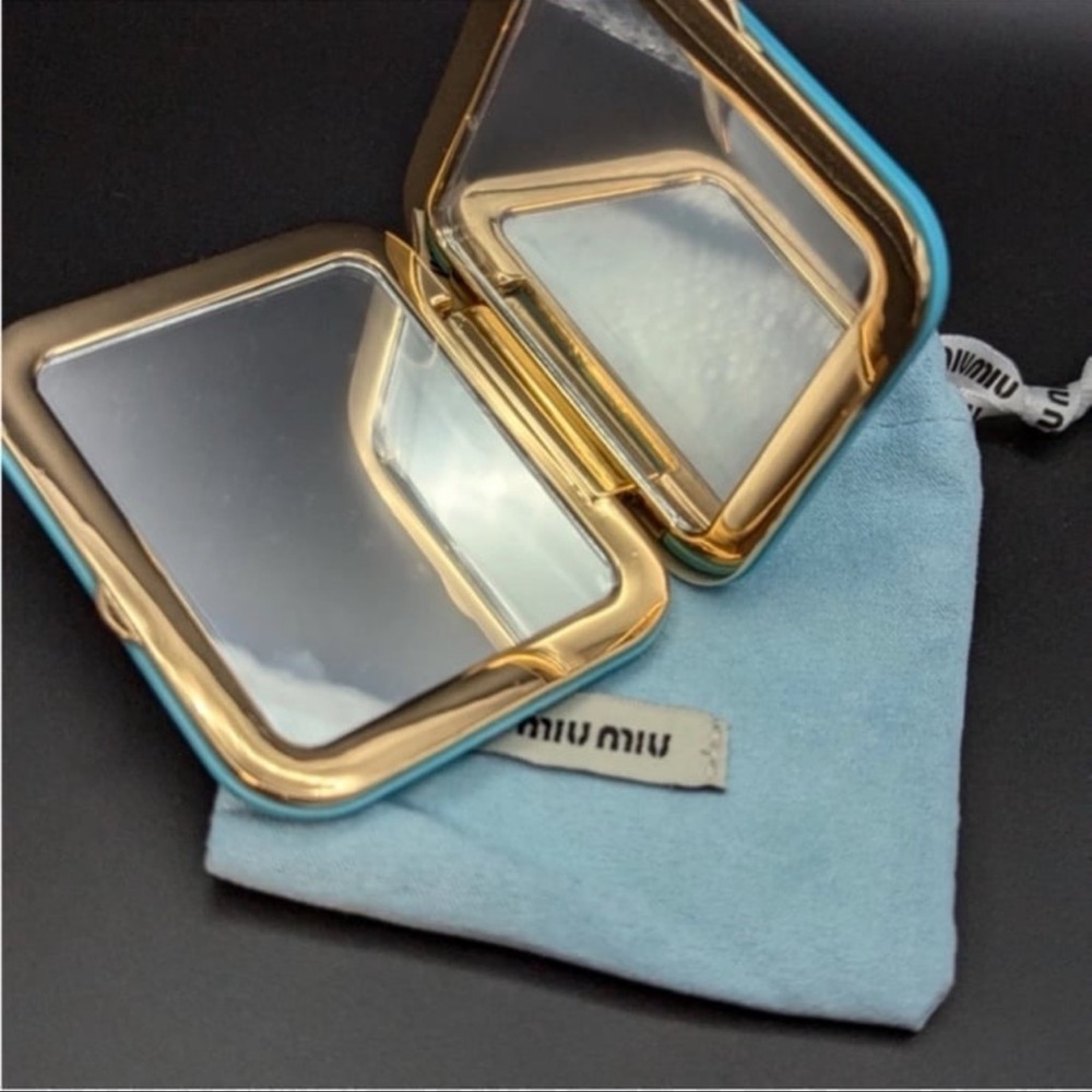 Miu Miu Blue Quilted Women's Compact NIB - Picture 2 of 12